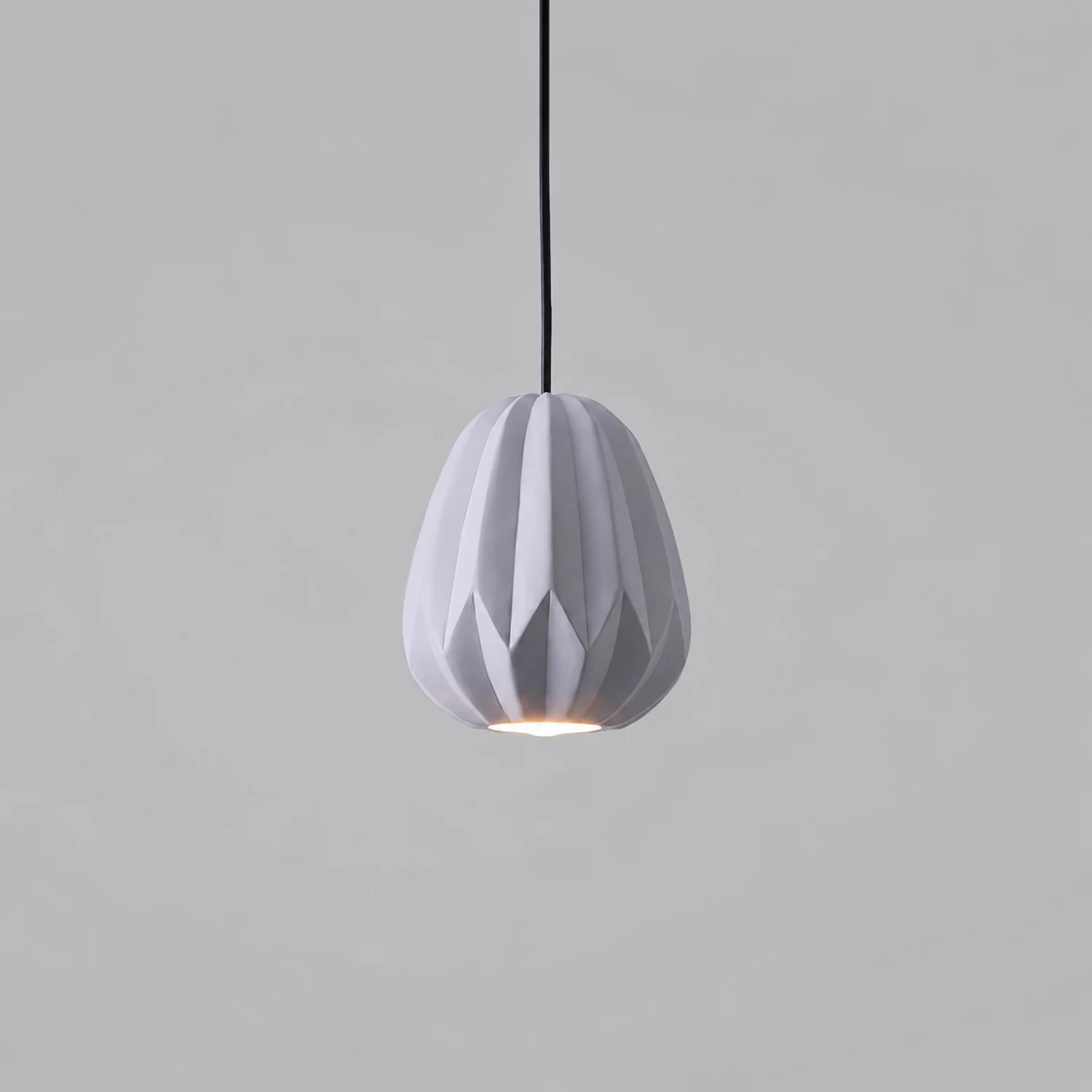 Papaya Resin Pendant Lamp - Lumpaz