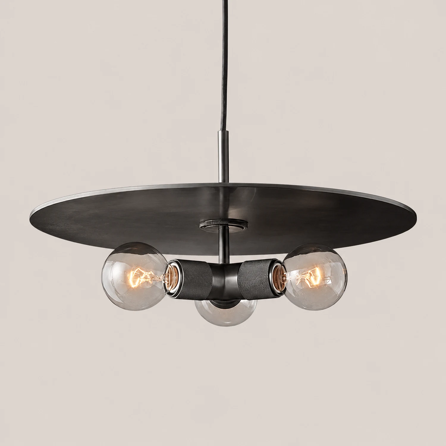 Armed Brass Pendant Lamp - Lumpaz
