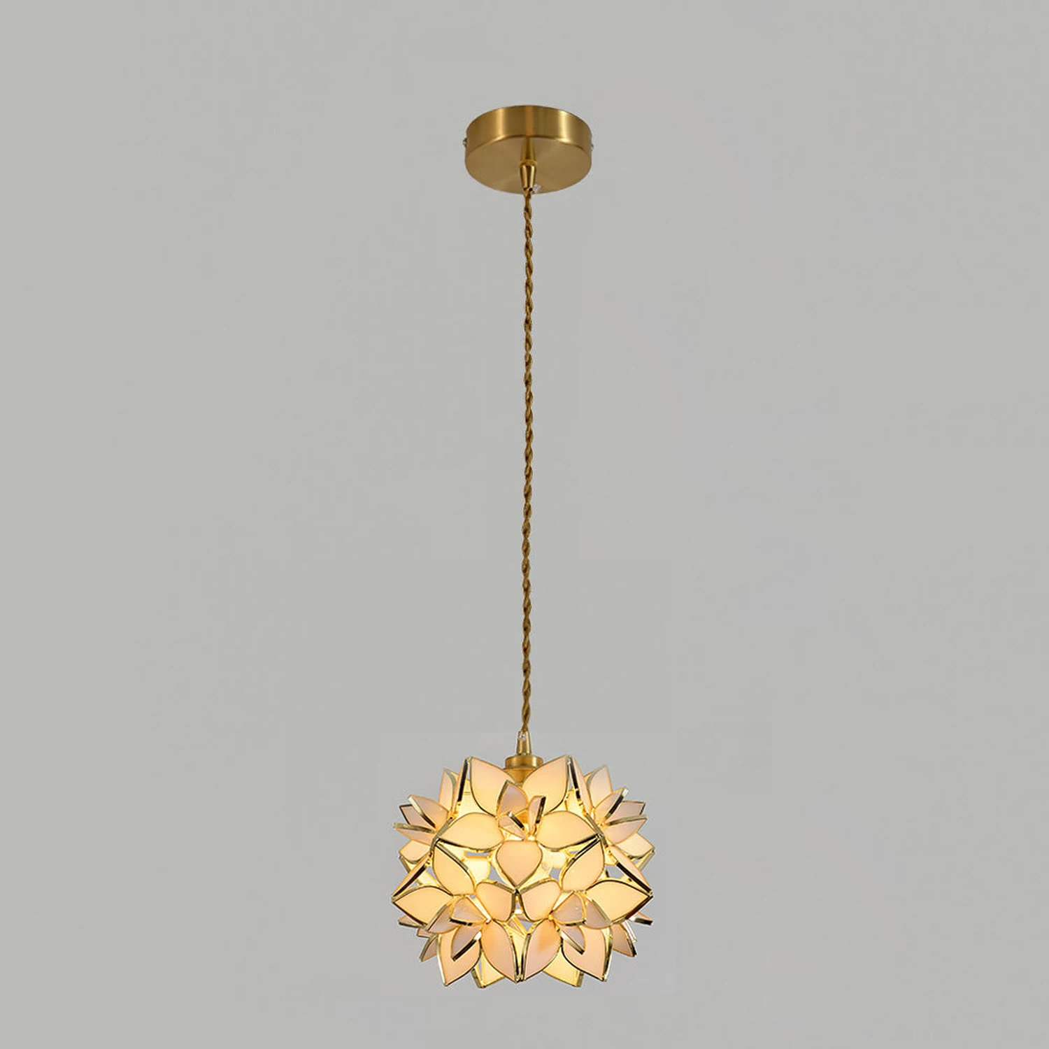 Capiz Pendant Lamp - Lumpaz
