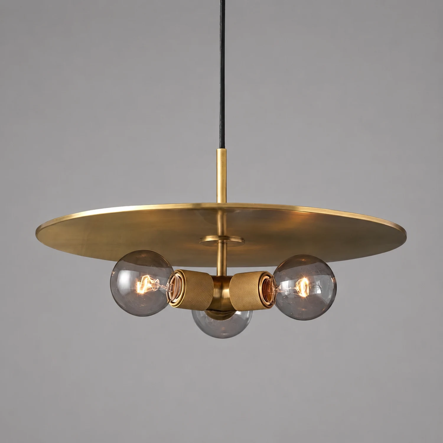 Armed Brass Pendant Lamp - Lumpaz