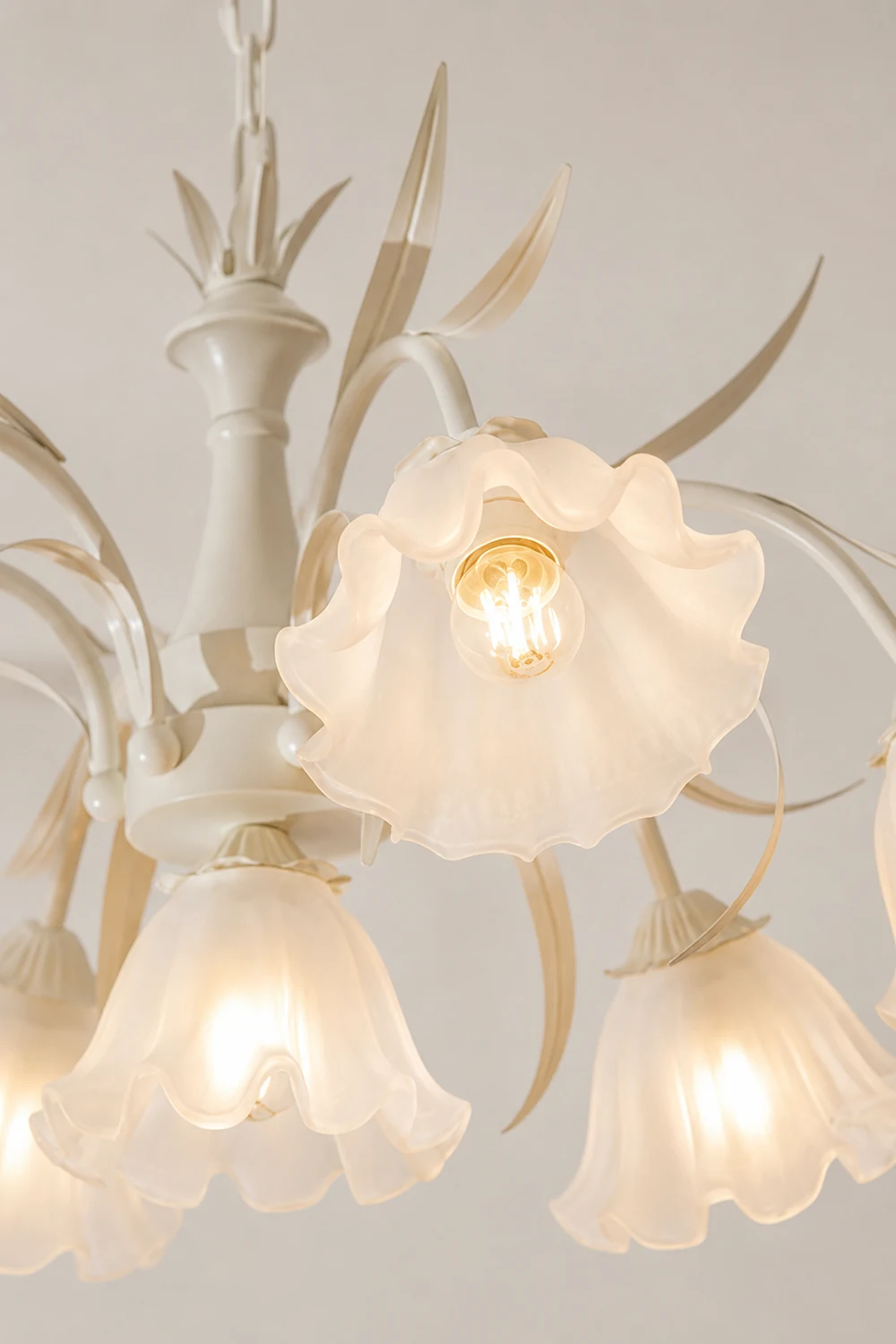 Murano Cream Chandelier - Lumpaz