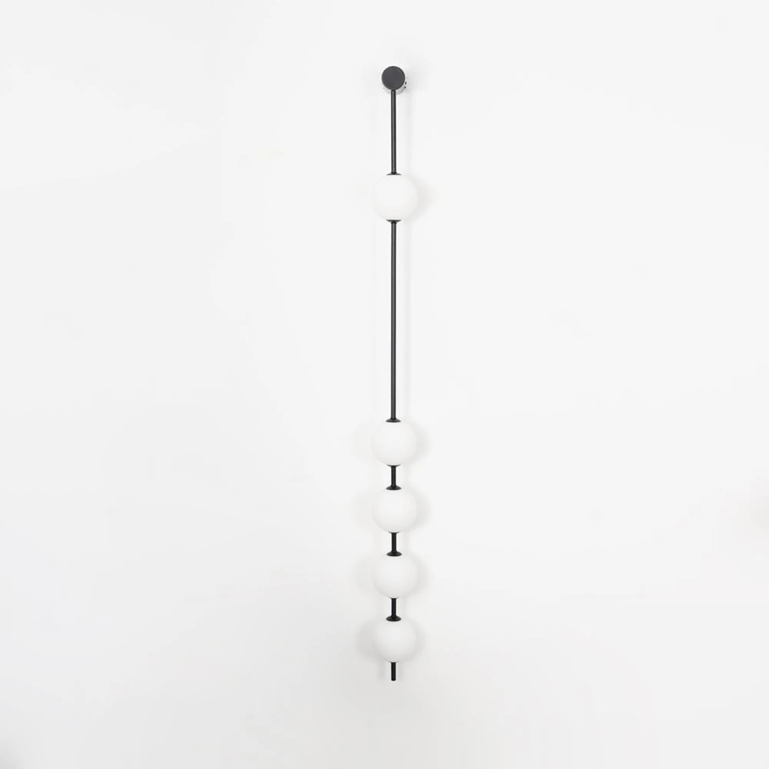 Vertical Balls Wall Lamp - Lumpaz