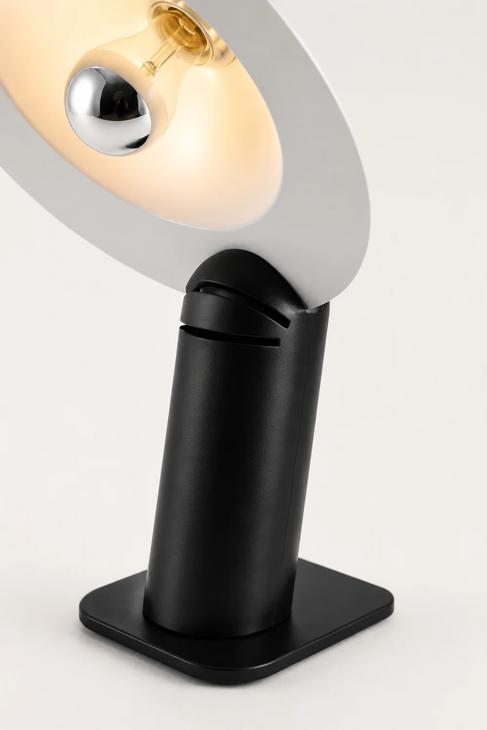 Lampiatta Table Lamp - Lumpaz