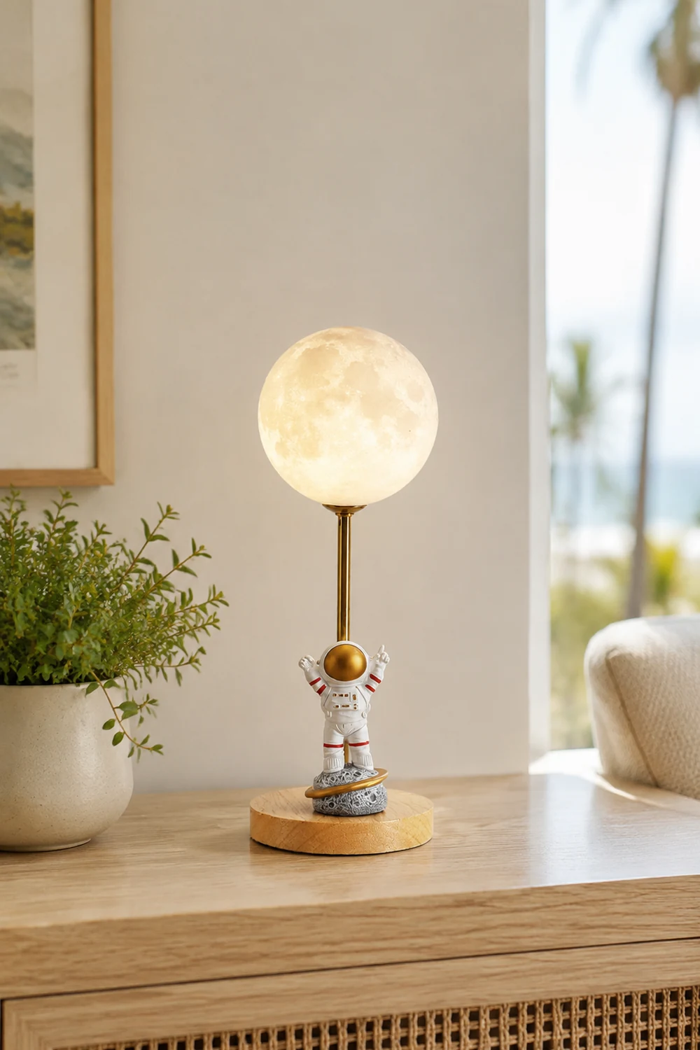 Creative Moon Table Lamp - Lumpaz