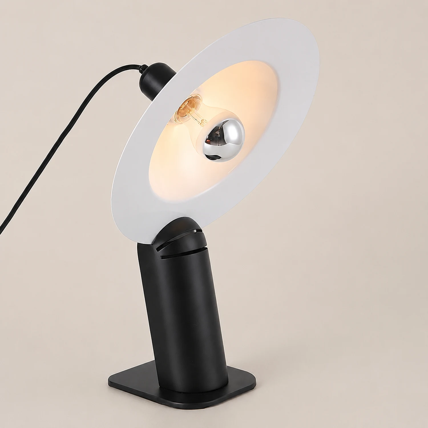 Lampiatta Table Lamp - Lumpaz