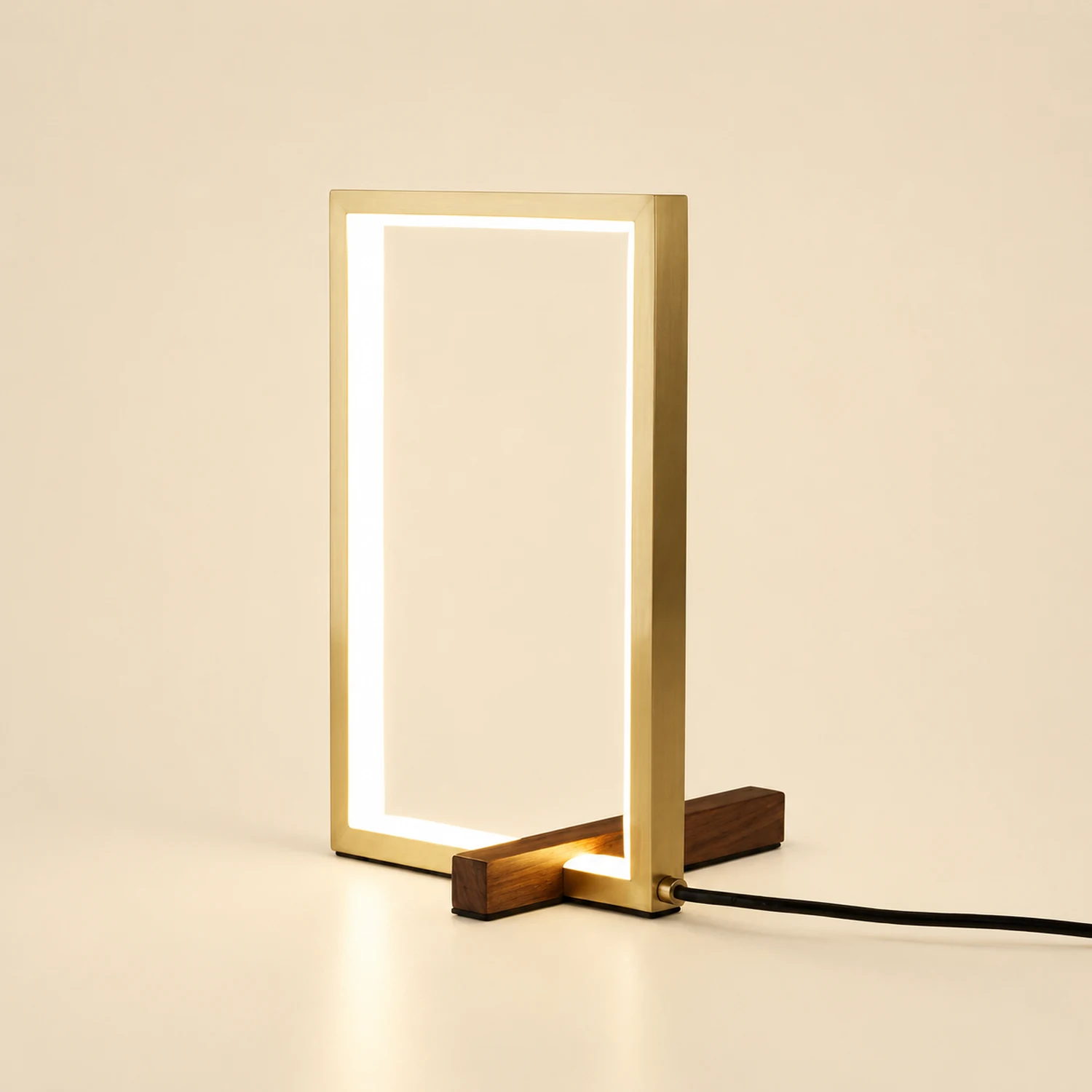 Mire Wood Table Lamp - Lumpaz