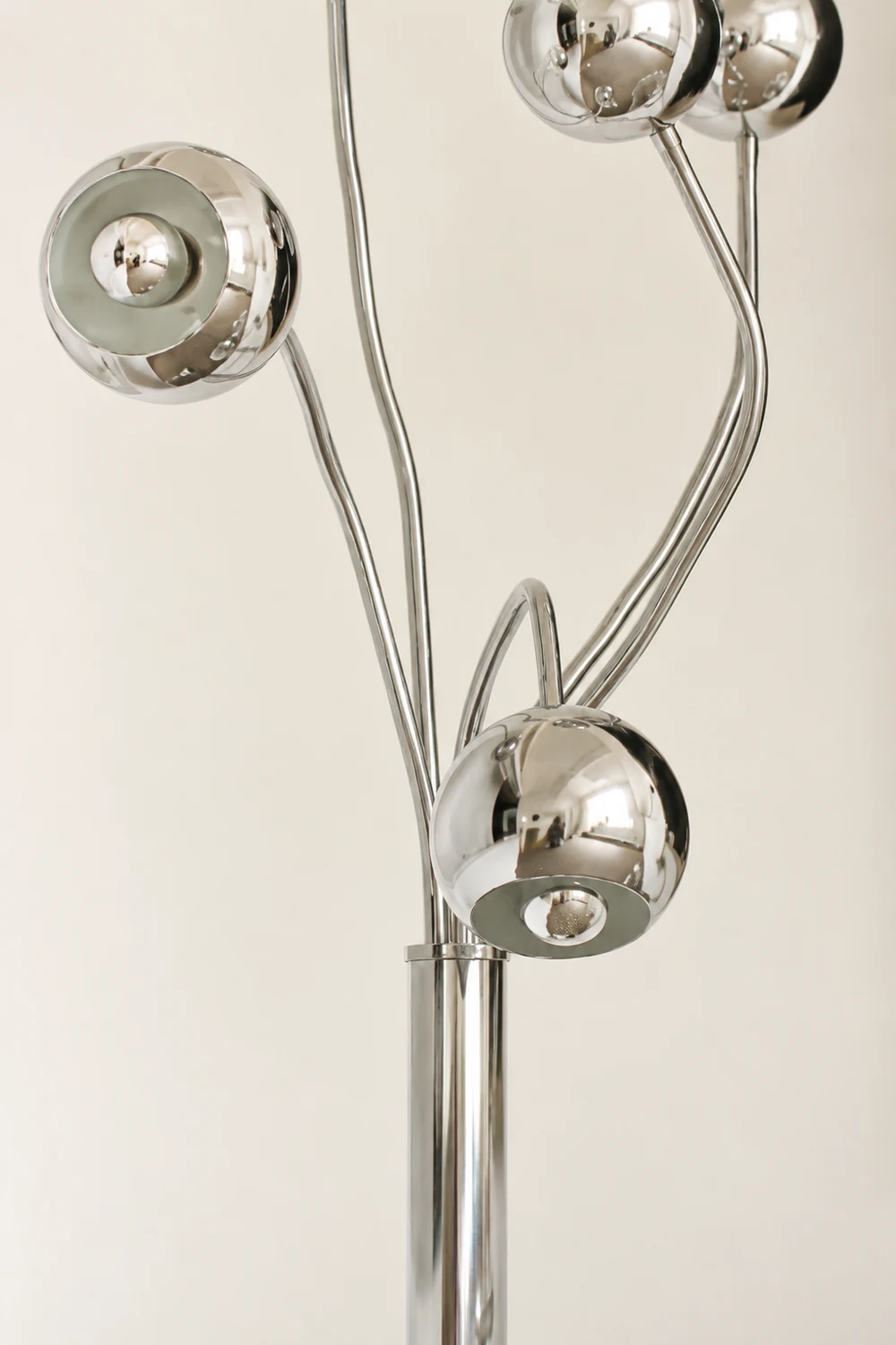 Eyeball Floor Lamp - Lumpaz