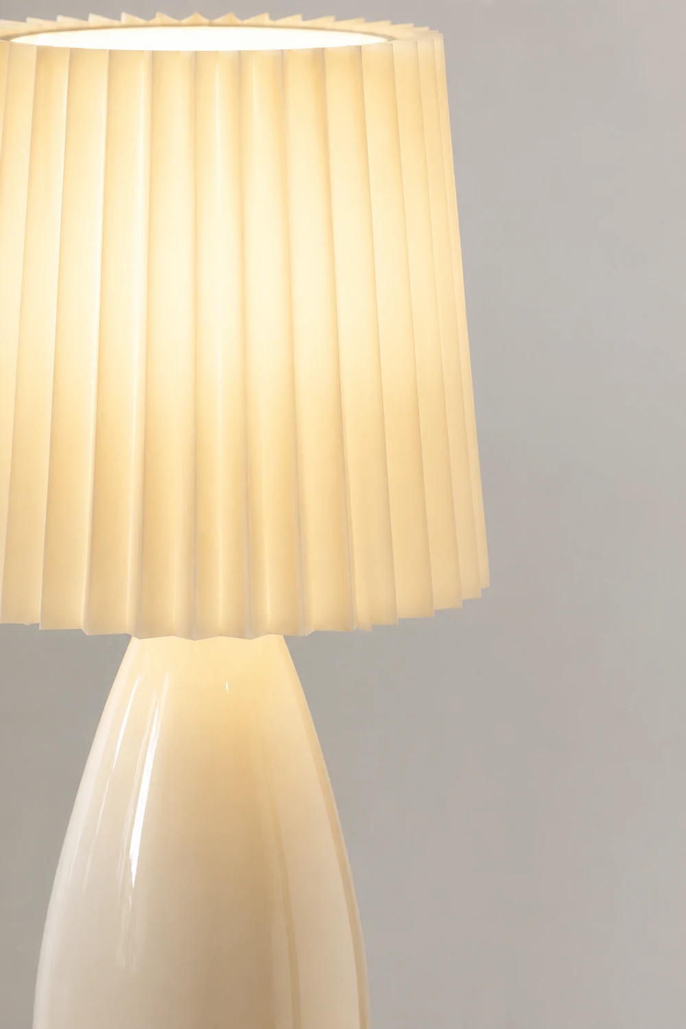 Apollo Table Lamp - Lumpaz