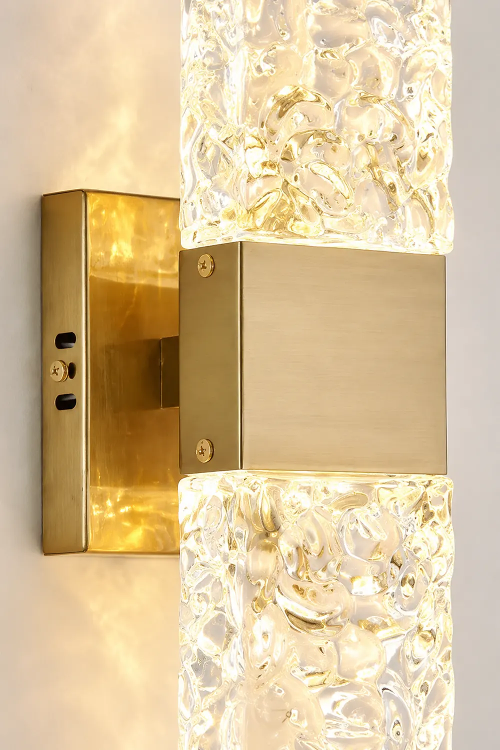 Vega Wall Lamp - Lumpaz