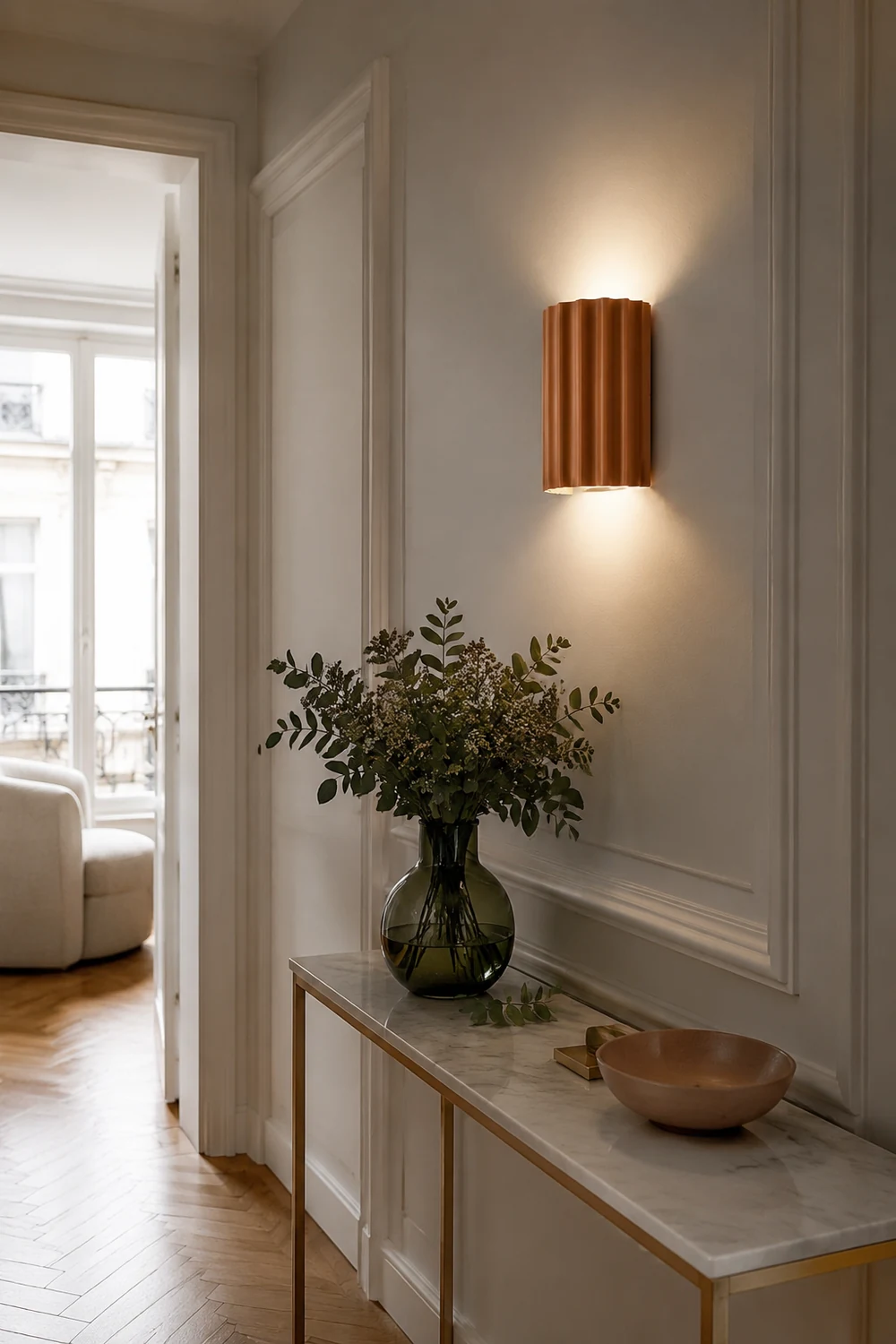 Fluted Resin Wall Lamp - Lumpaz