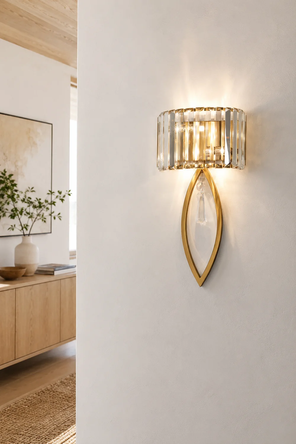 Arc Prismatic Crystal Wall Lamp - Lumpaz