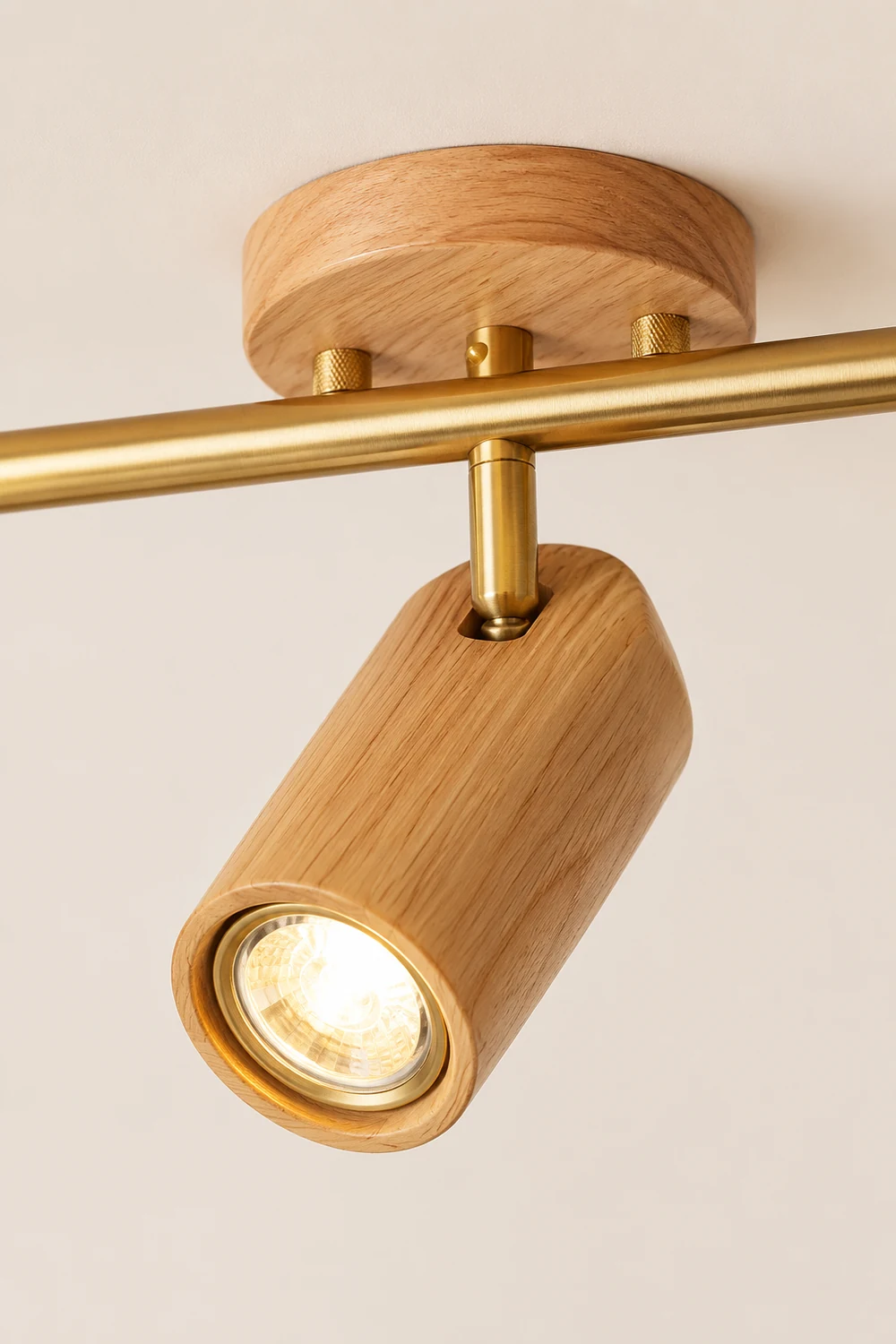 Shaker Wood Long Spotlight - Lumpaz