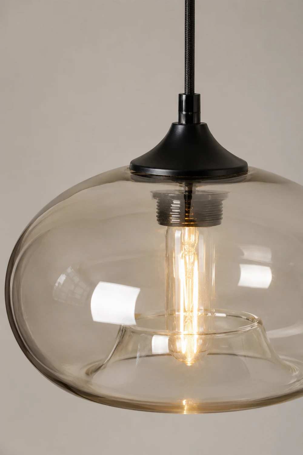 Bella Glass Pendant Lamp - Lumpaz