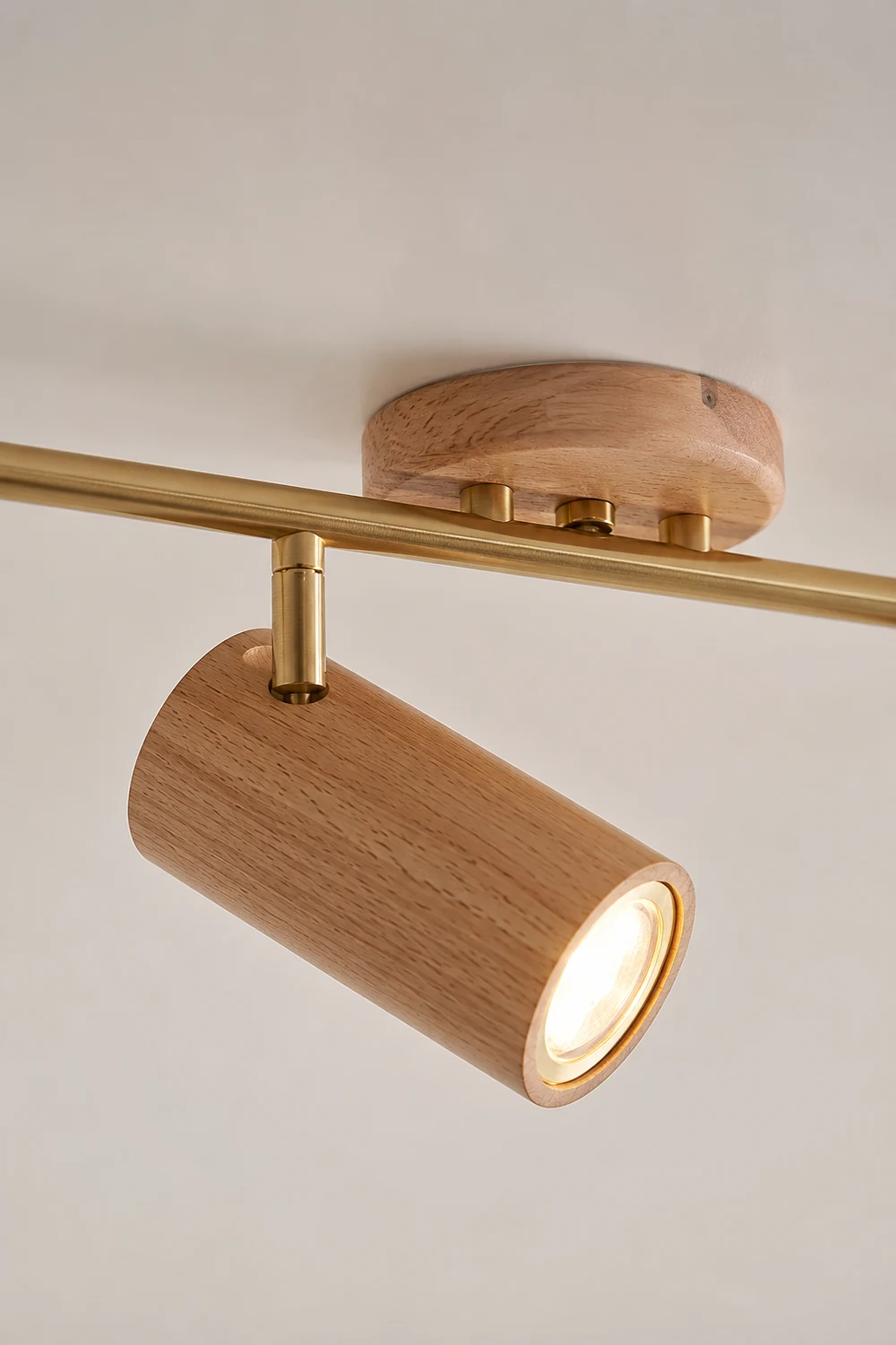 Shaker Wood Long Spotlight - Lumpaz