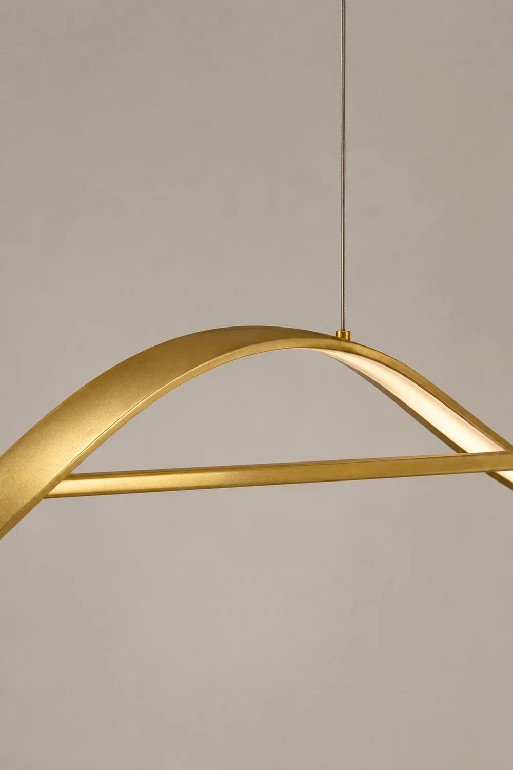 Whisper Linear Island Chandelier - Lumpaz