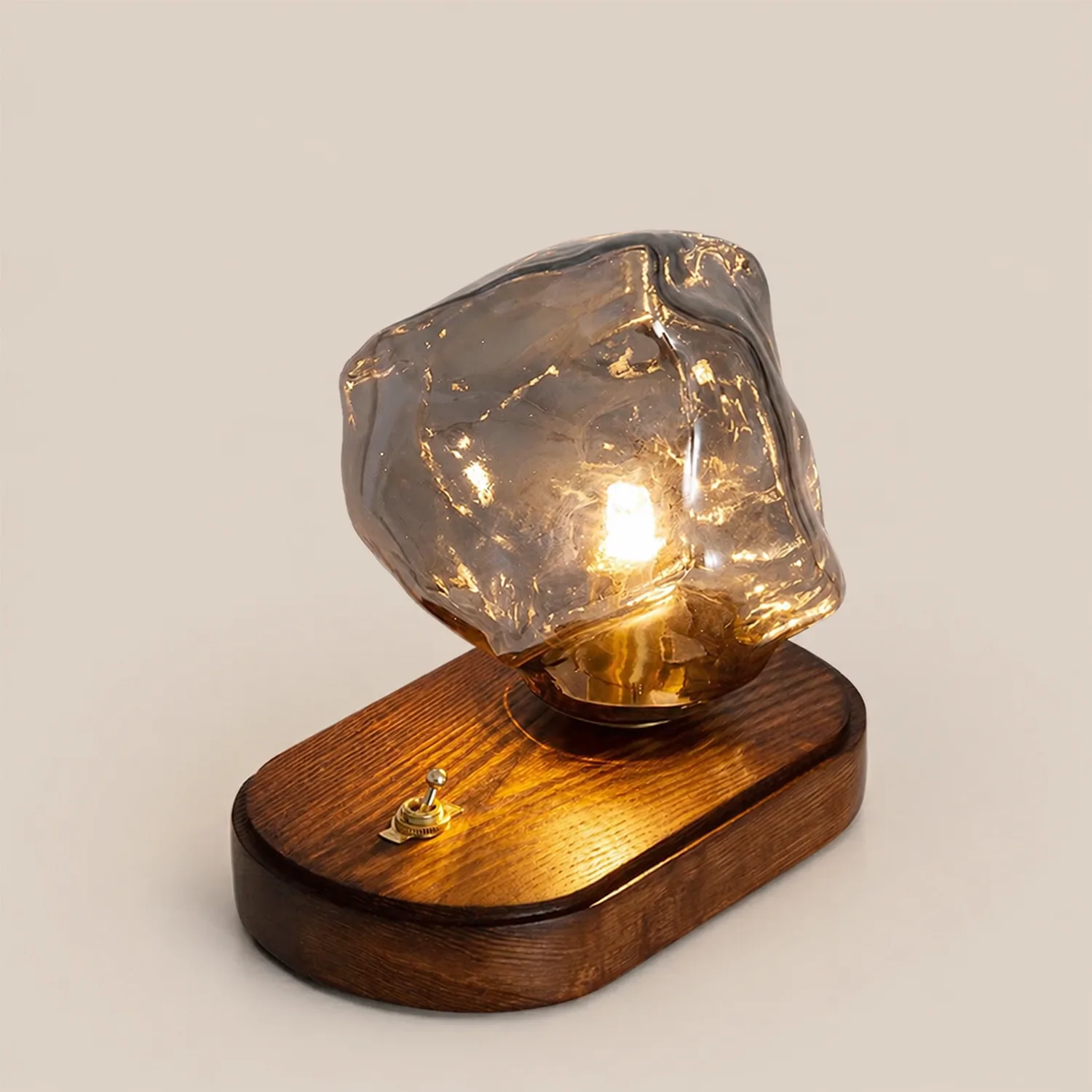 Ice Inspired Table Lamp - Lumpaz