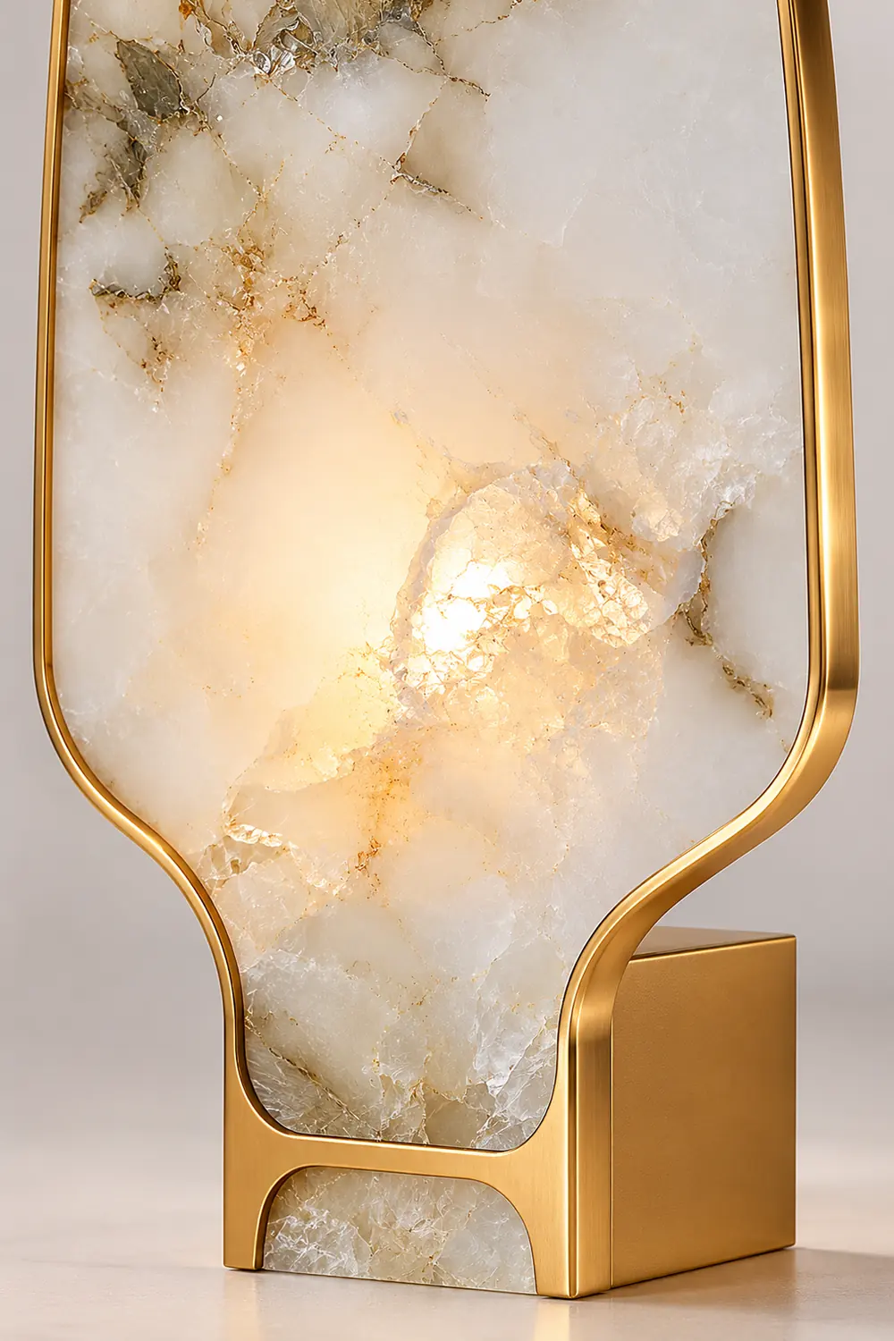 Andrea Alabaster Table Lamp - Lumpaz