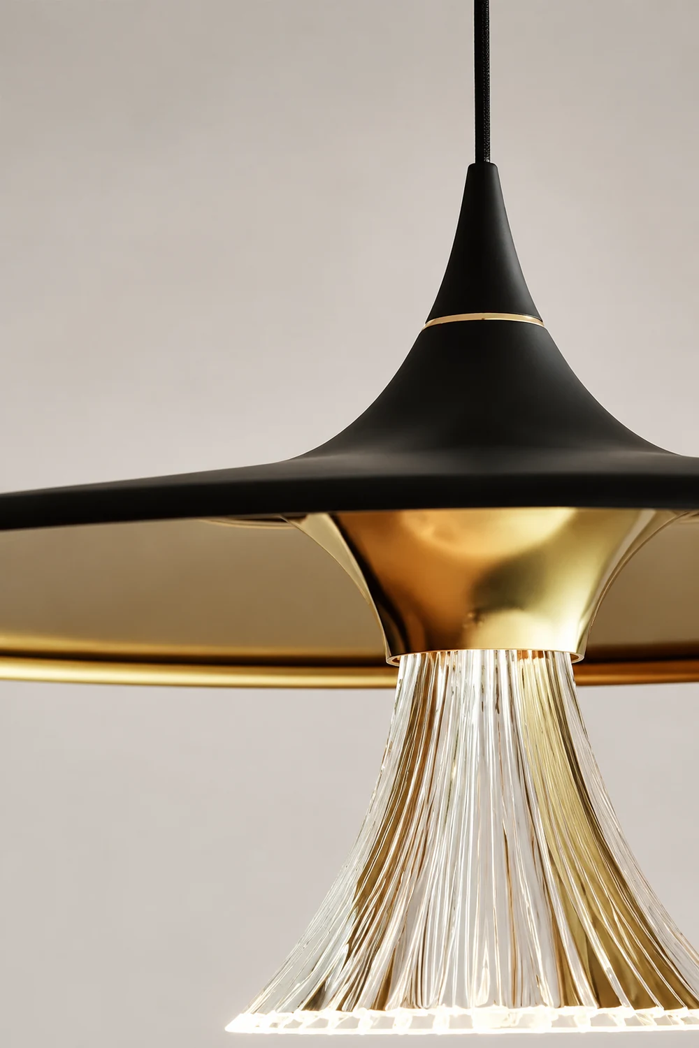 Ipho Pendant Lamp - Lumpaz