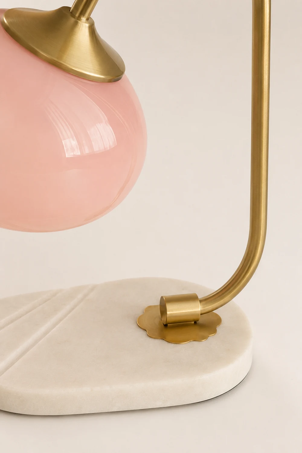 Marshmallow Table Lamp - Lumpaz
