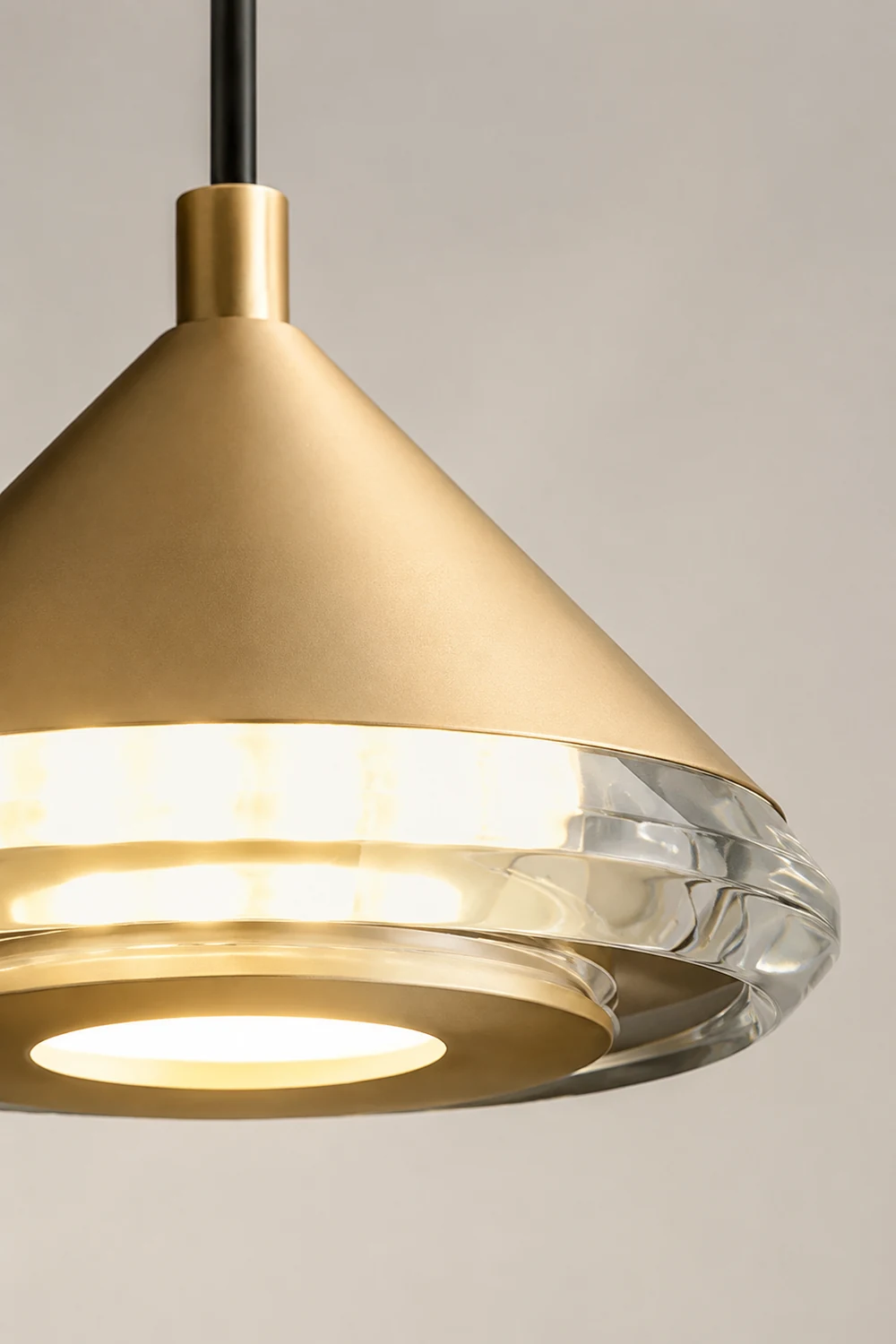 Shear Pendant Light - Lumpaz