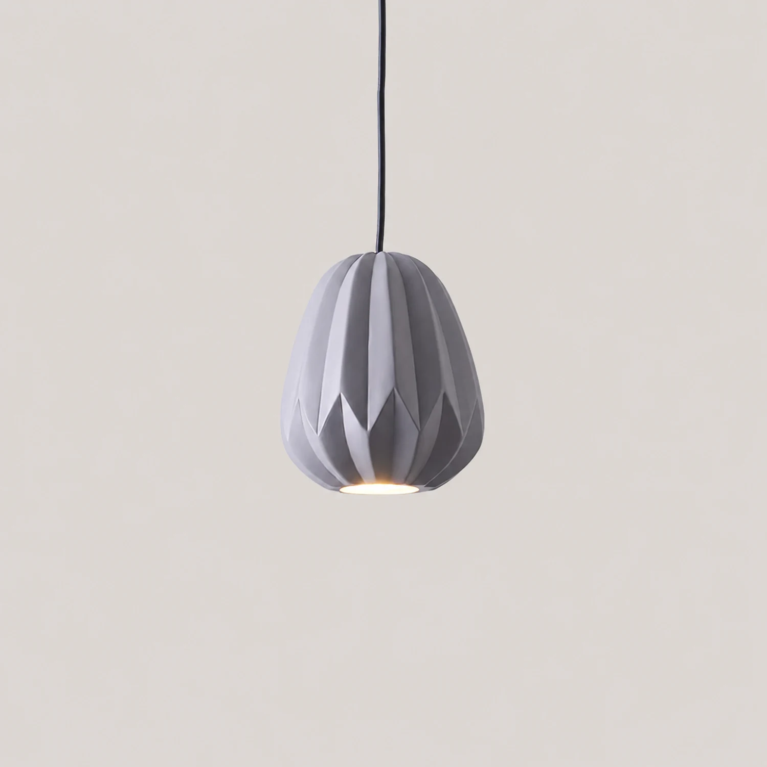 Papaya Resin Pendant Lamp - Lumpaz