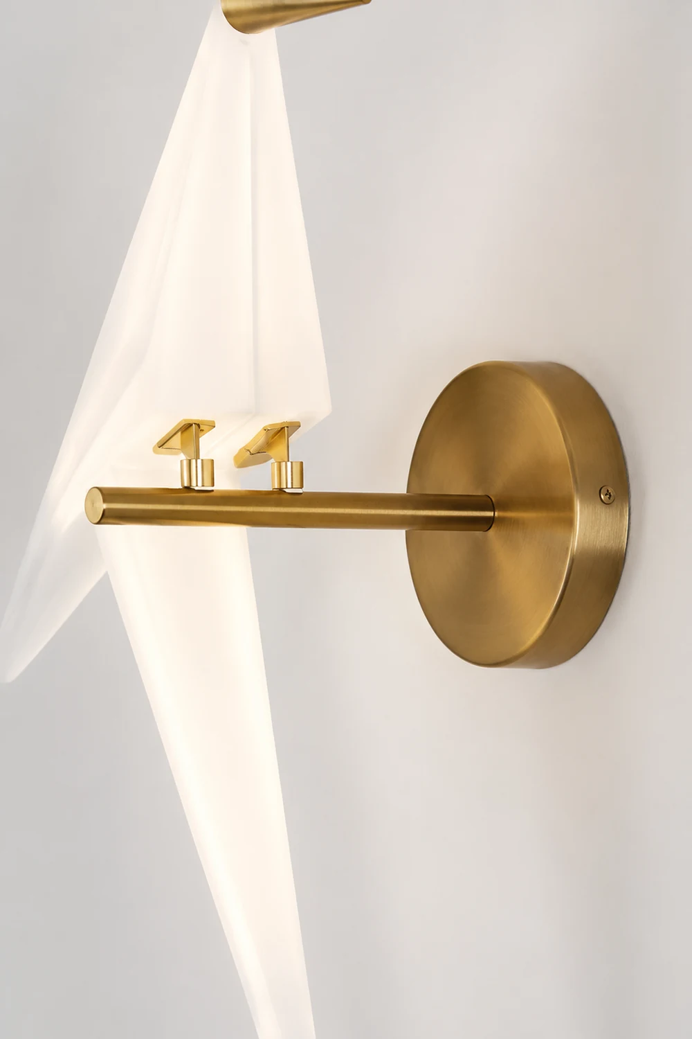Perching Bird Wall Lamp - Lumpaz