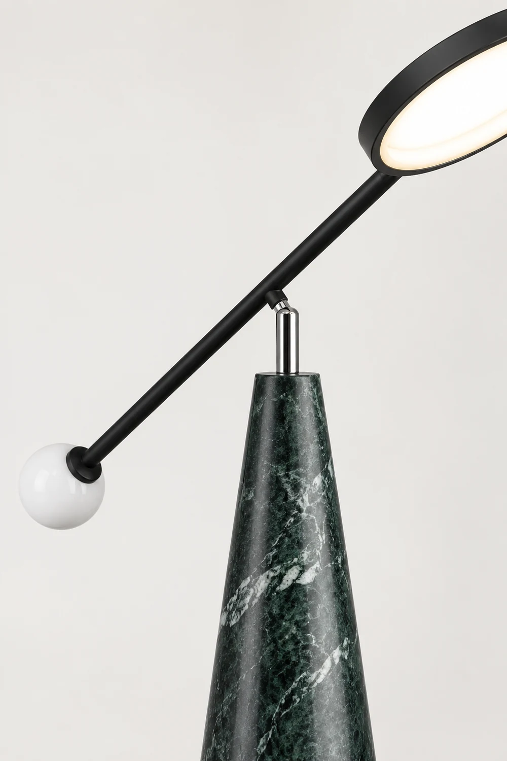 Orbit Table Lamp - Lumpaz