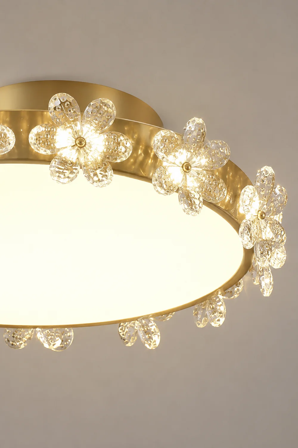 Petal Crystal Ceiling Lamp - Lumpaz