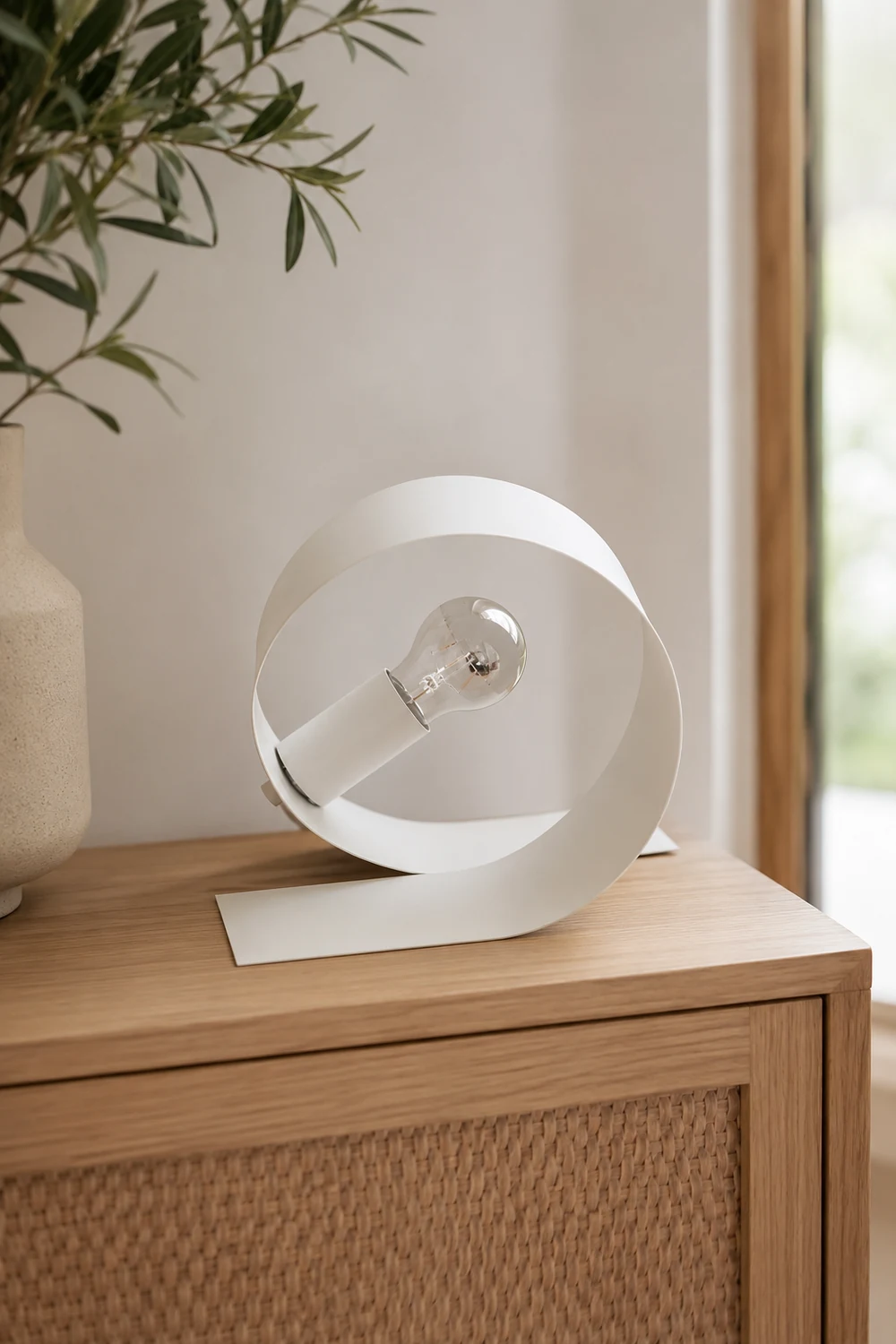 Looping Table Lamp - Lumpaz