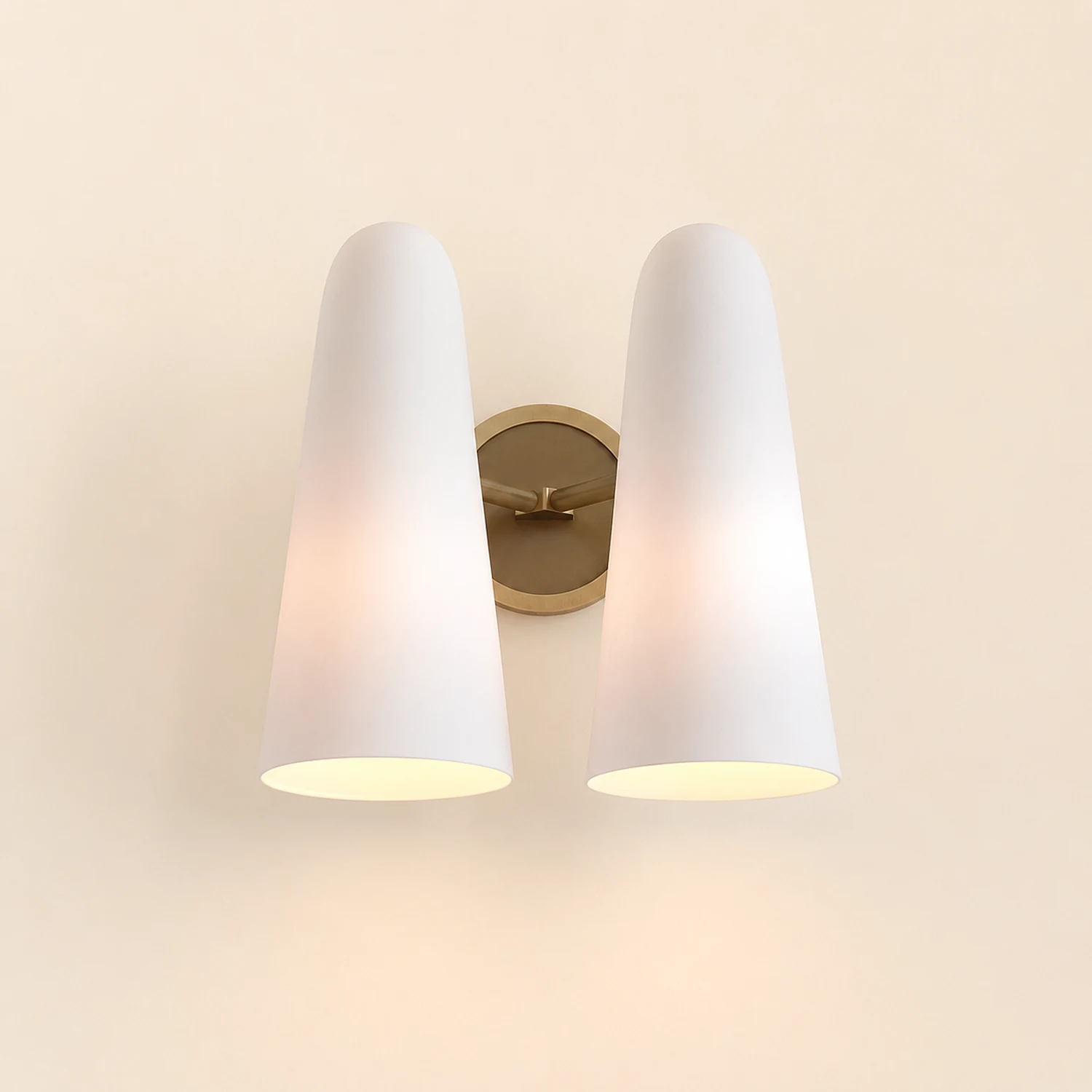 Montfaucon Wall Lamp - Lumpaz