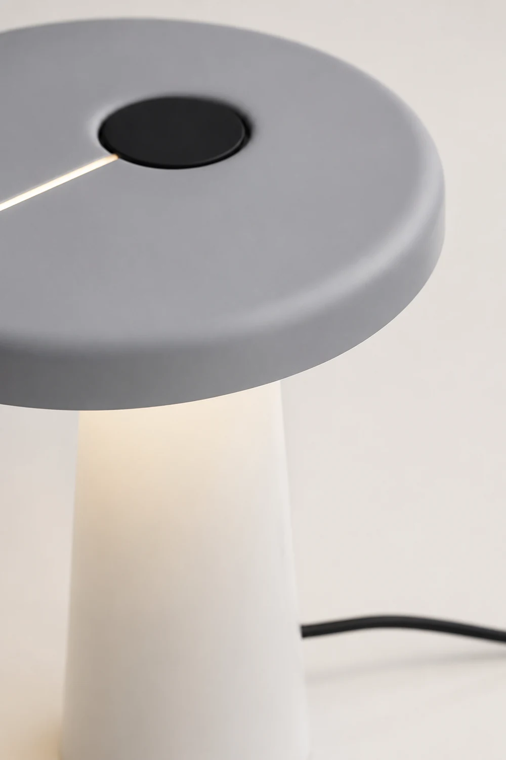 Hoop LED Table Lamp - Lumpaz