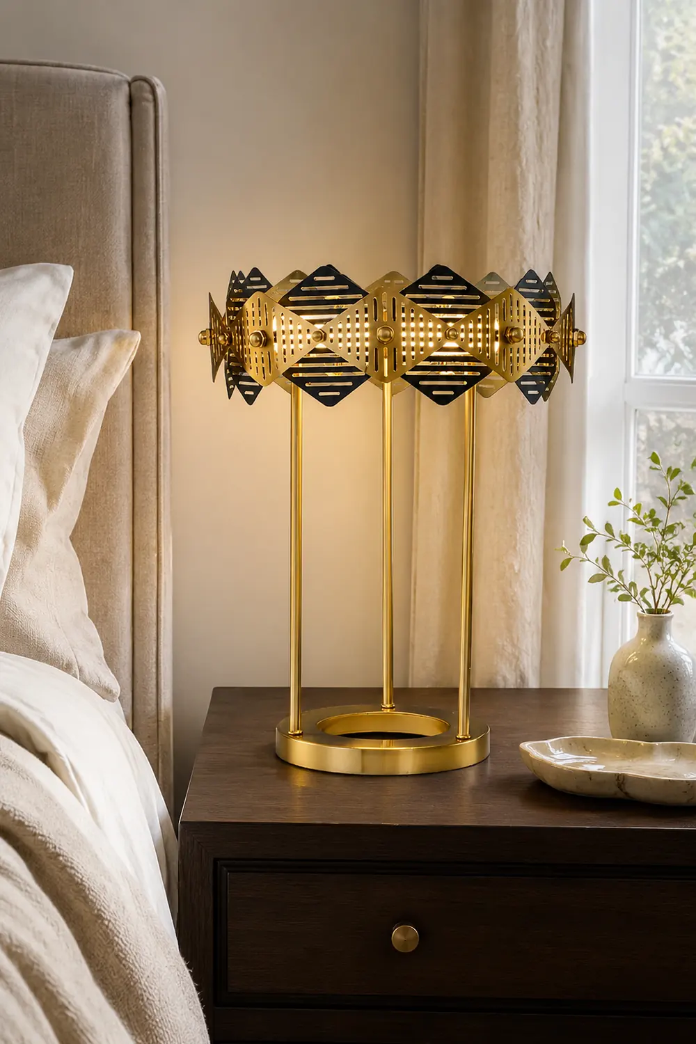 Rote Table Lamp - Lumpaz