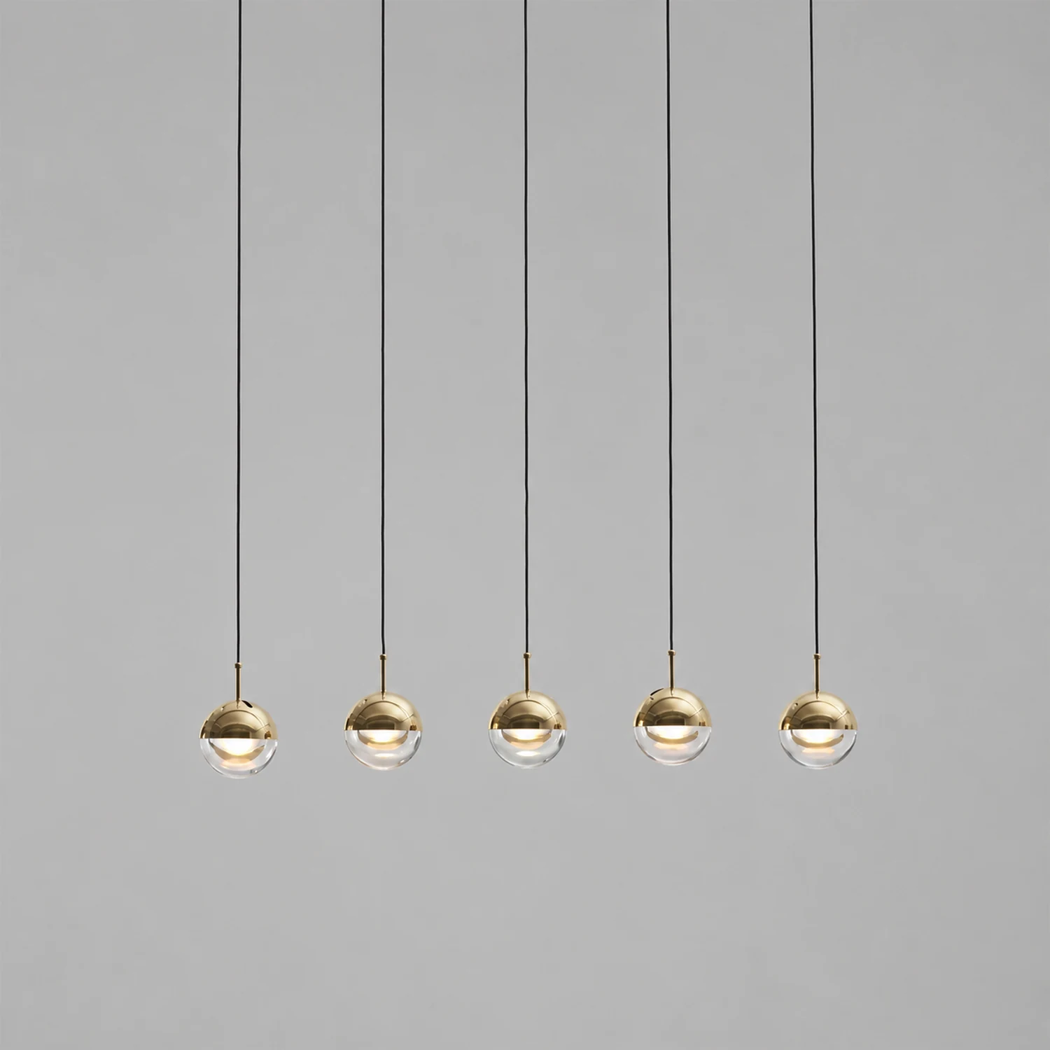 Stylish Ball Chandelier - Lumpaz