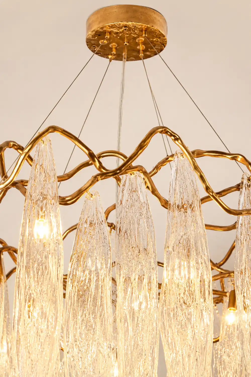 Niagara Island Chandelier - Lumpaz