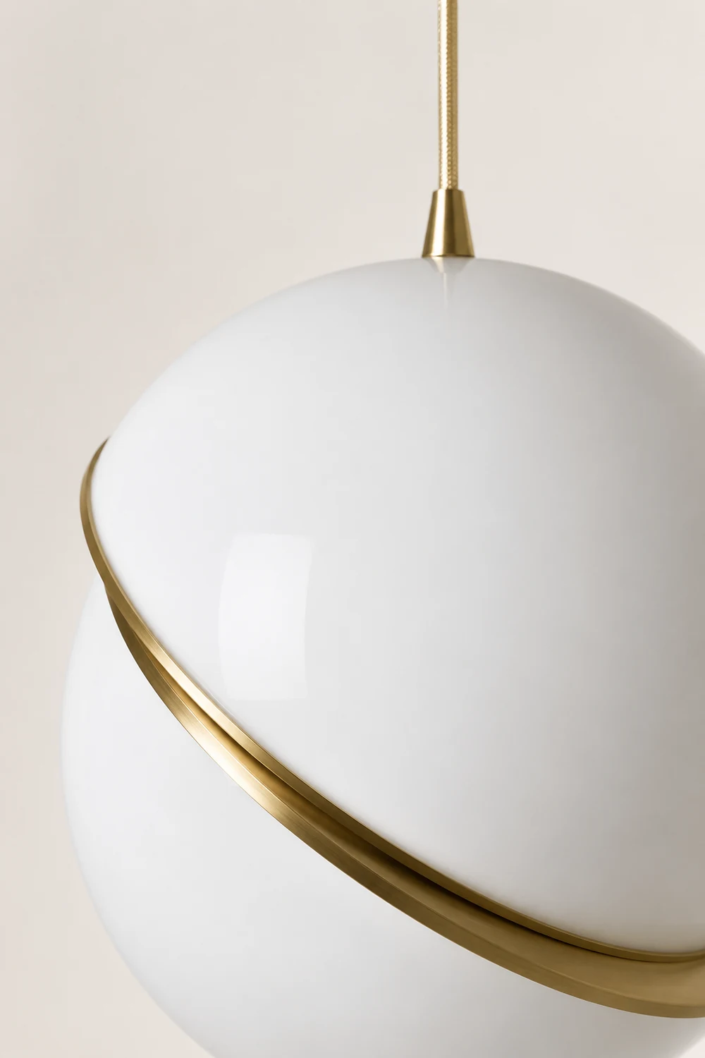 Crescent Pendant Light - Lumpaz