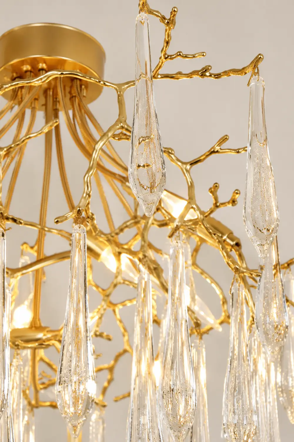 Teardrop Round Crystal Ceiling Lamp - Lumpaz