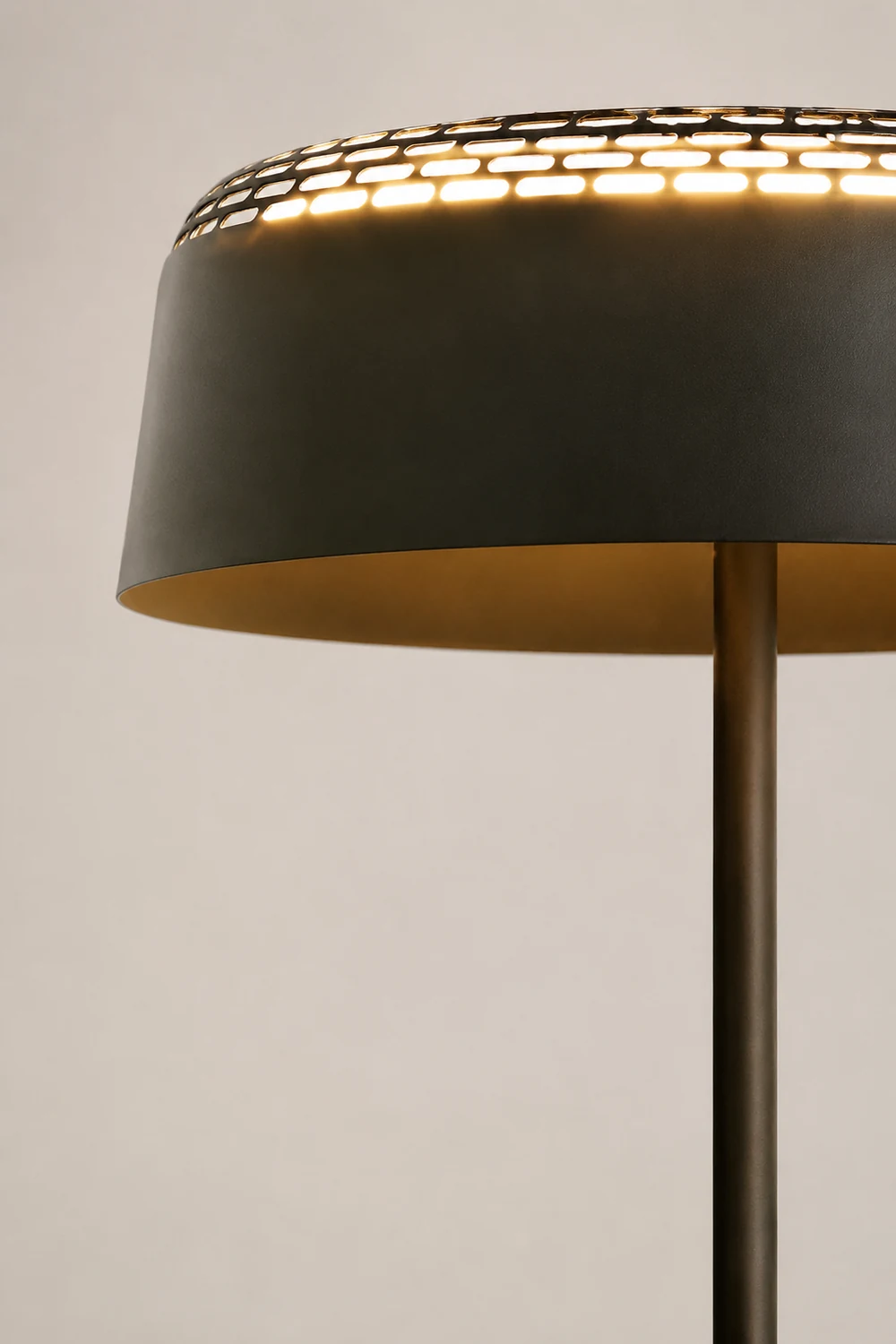 Ring T1 Table Lamp - Lumpaz