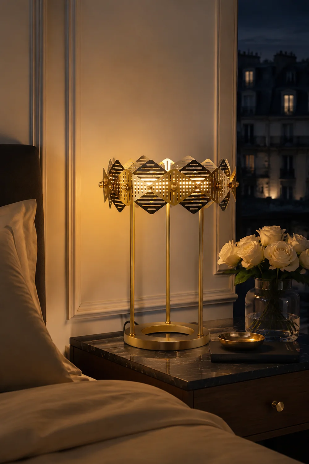 Rote Table Lamp - Lumpaz