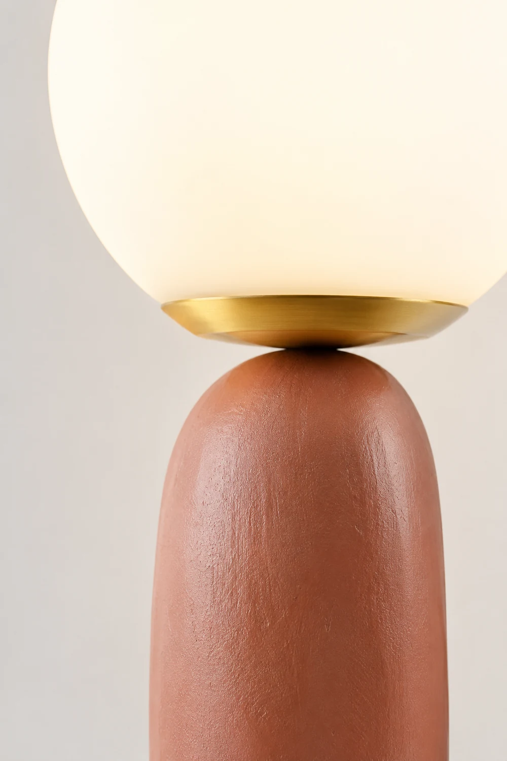 Oo Rough Table Lamp - Lumpaz