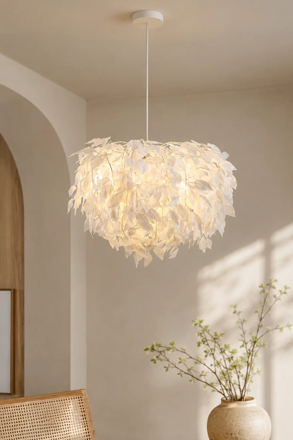 Plastic Leaves Pendant Lamp - Lumpaz