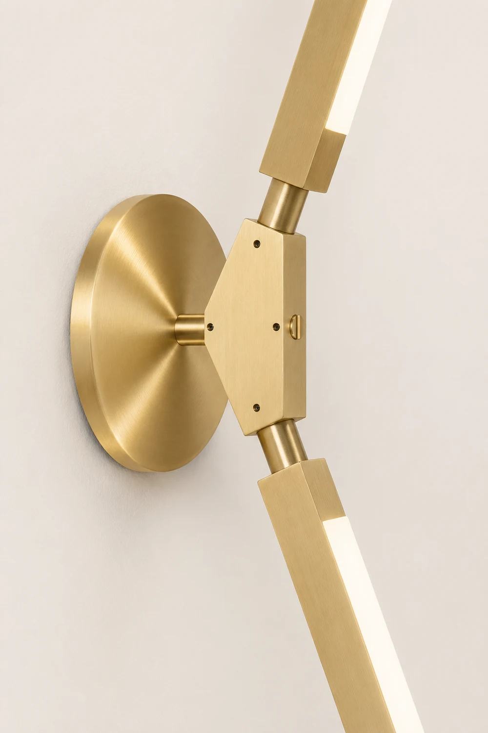 Pris K Wall Lamp - Lumpaz