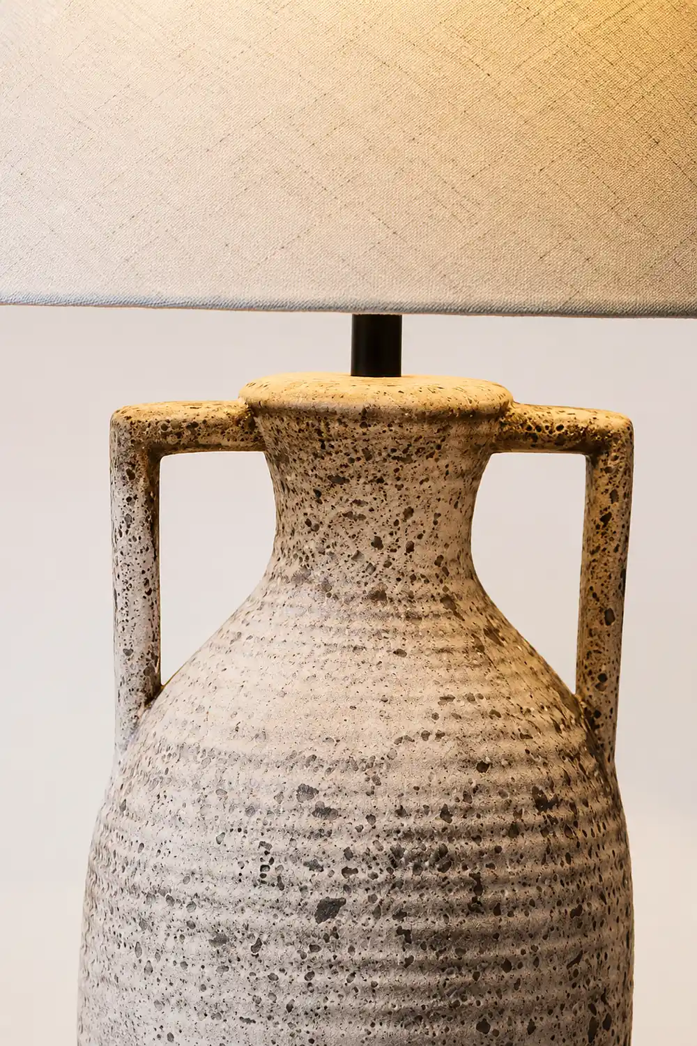 Speckled Ceramic Table Lamp - Lumpaz