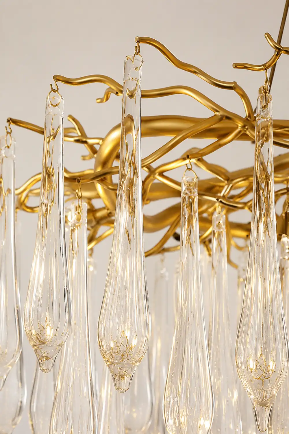 Teardrop Round Crystal Chandelier - Lumpaz