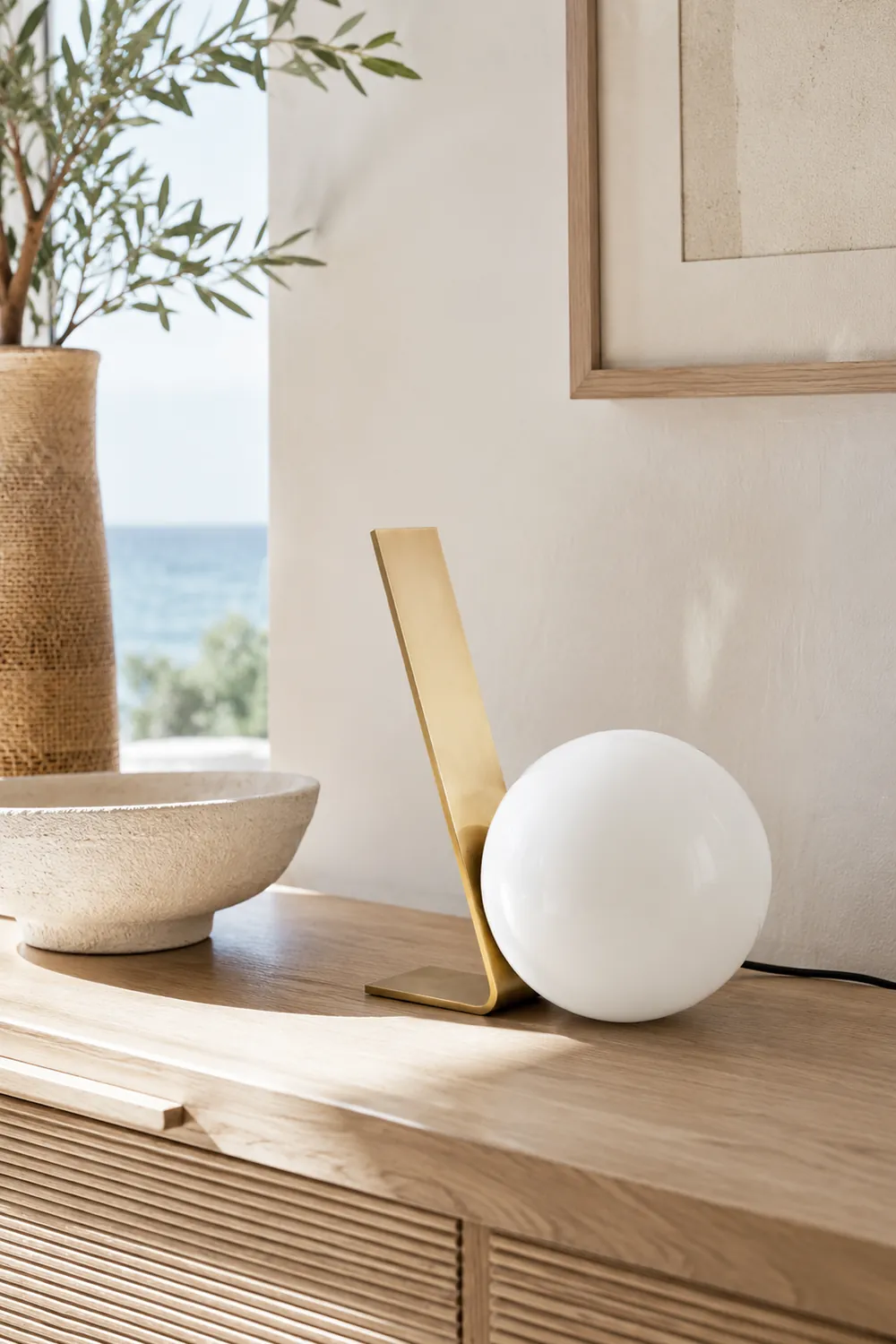 Daphne Table Lamp - Lumpaz
