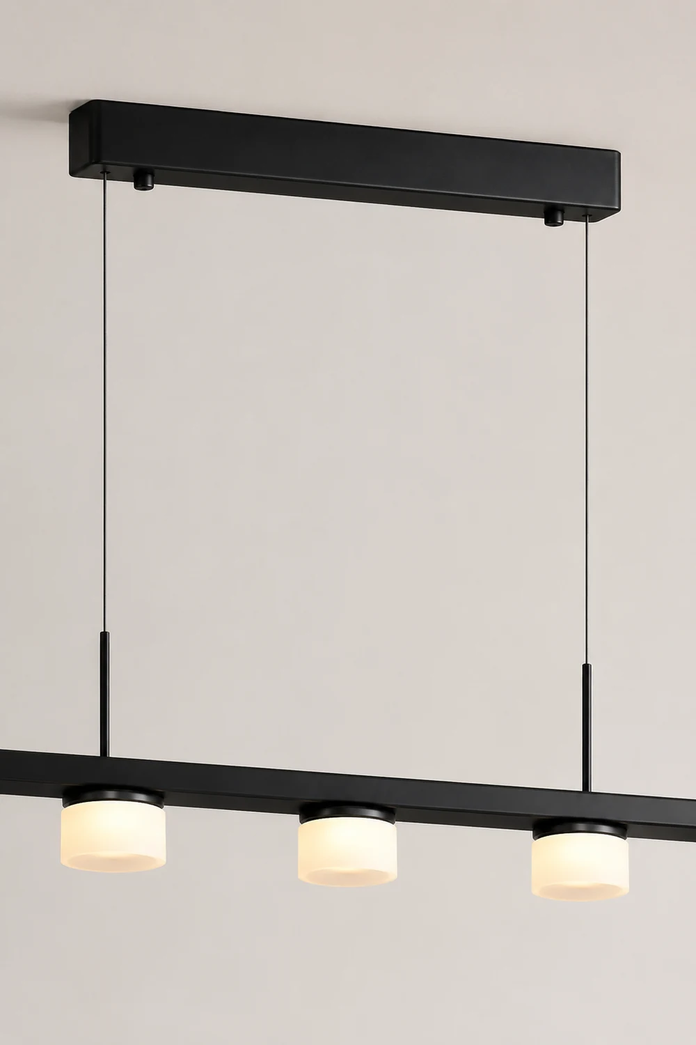 Esfera Linear Chandelier - Lumpaz