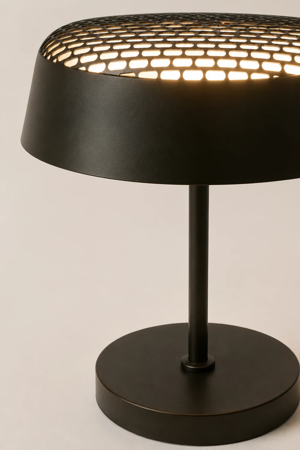 Ring T1 Table Lamp - Lumpaz