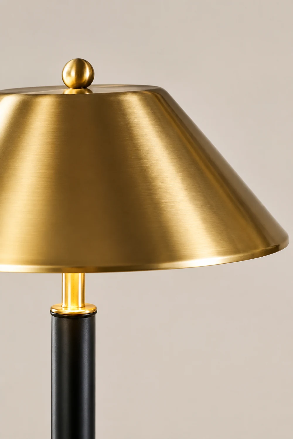 Future Table Lamp - Lumpaz