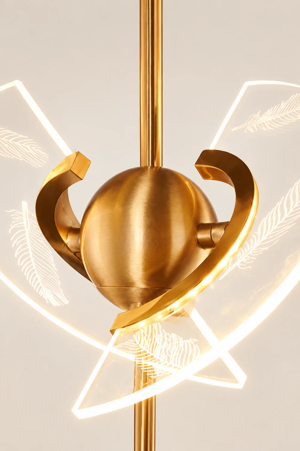 Brass Feather Pendant Lamp - Lumpaz