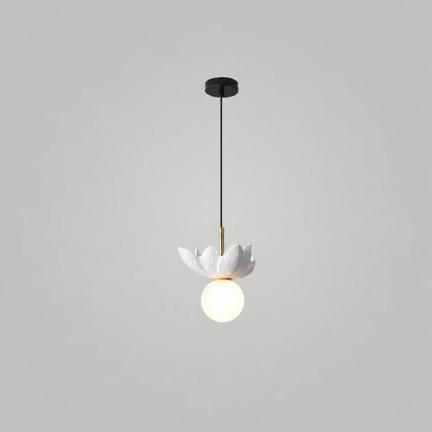 Resin Small Pendant Light - Lumpaz