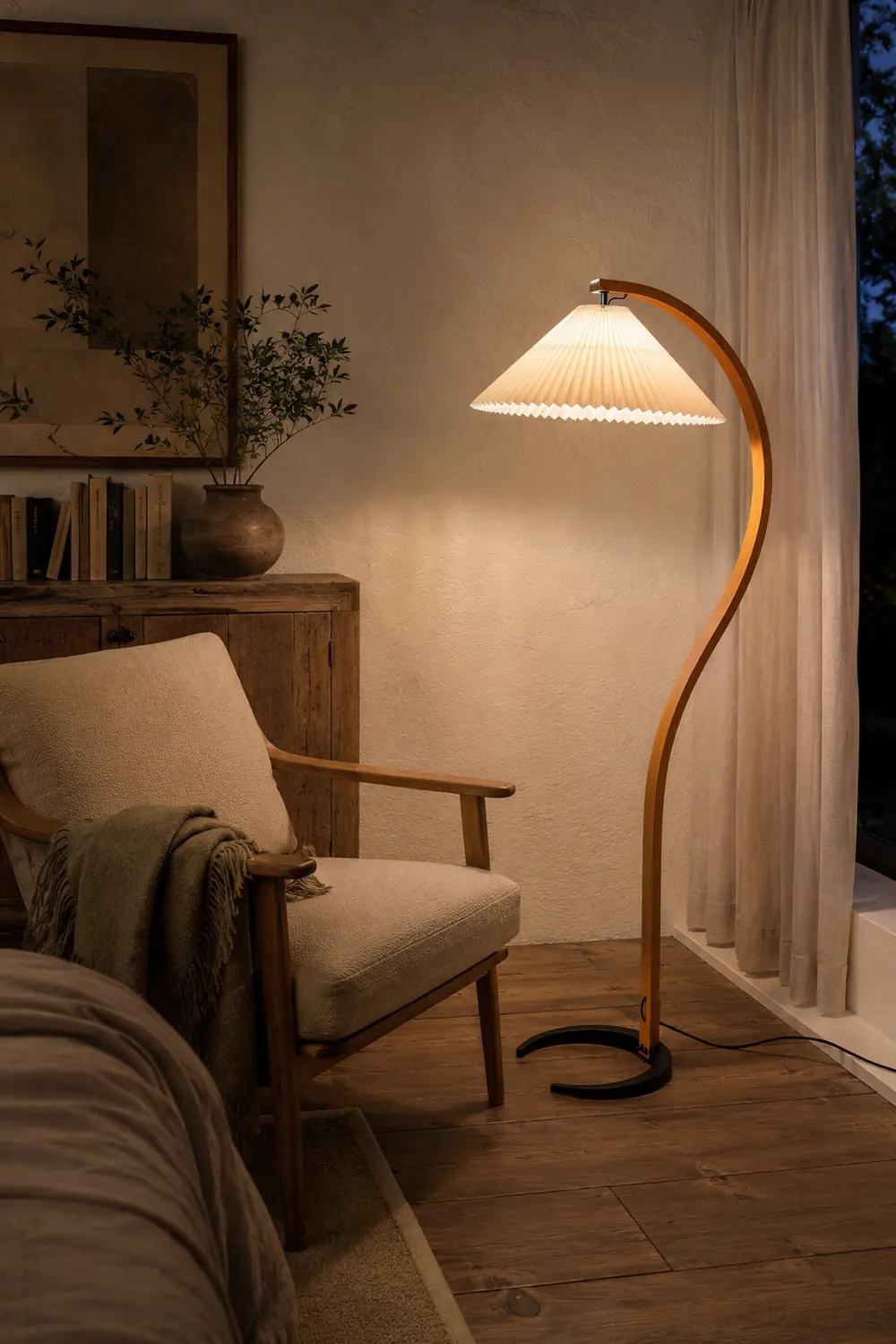 Caprani Wooden Floor Lamp - Lumpaz